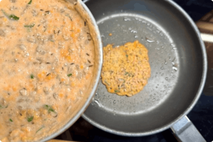 křupavý-placicky-z-cervene-cocky-smazene-na-ghi